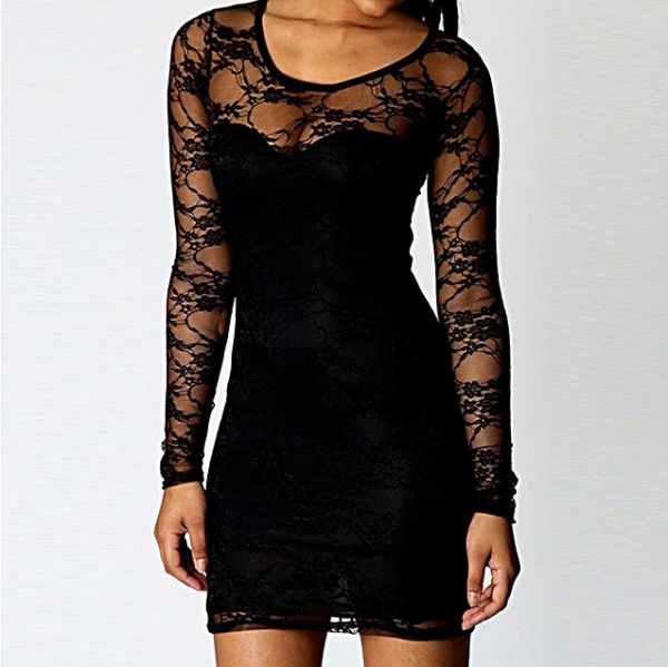 Vestido Preto de Renda